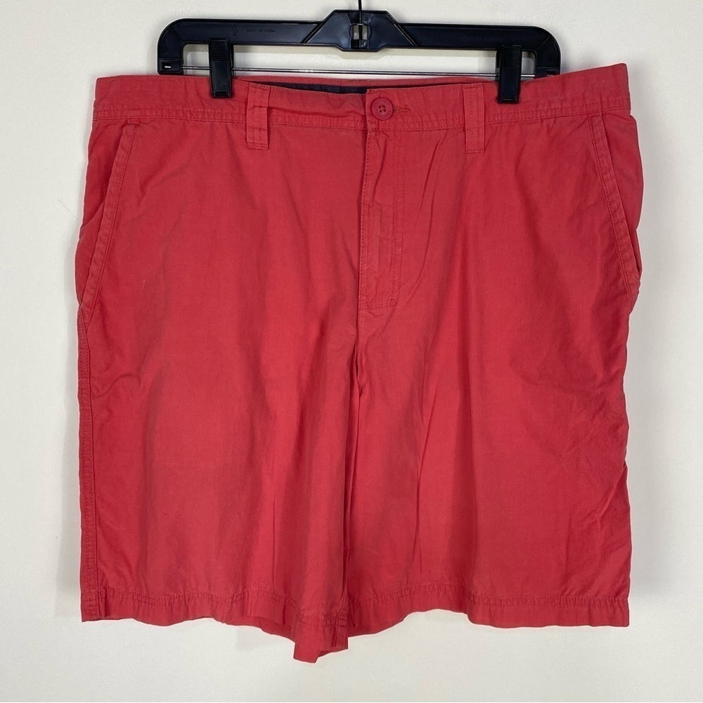 Columbia red pink shorts
